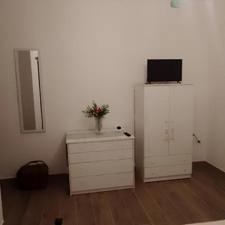 Casa Carducci * Monteleto